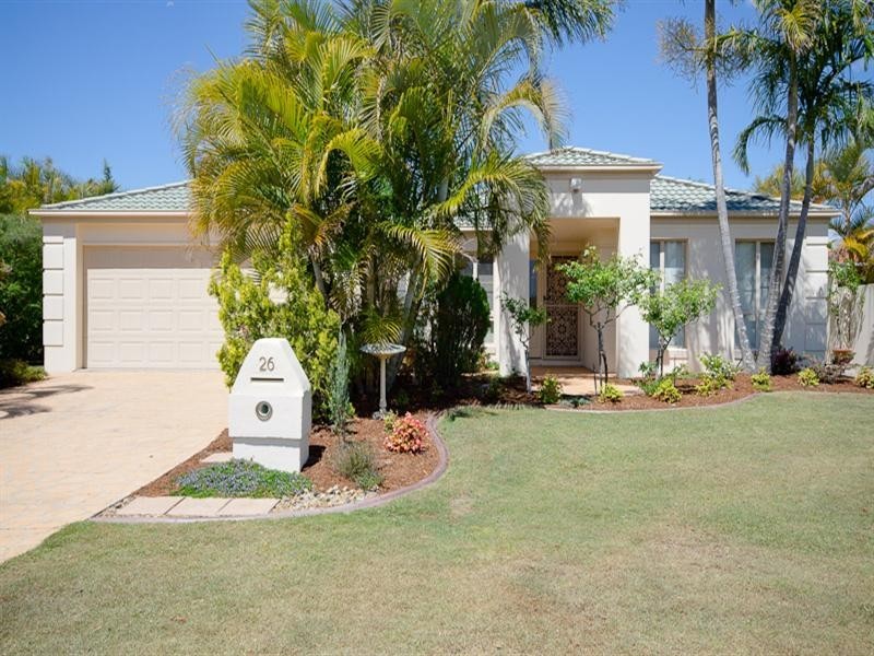 26 Maltravers Drive, Arundel QLD 4214
