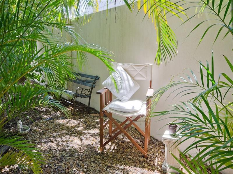 26 Maltravers Drive, Arundel QLD 4214