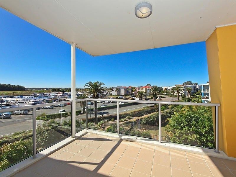 121/66 Sickle Avenue, Hope Island QLD 4212