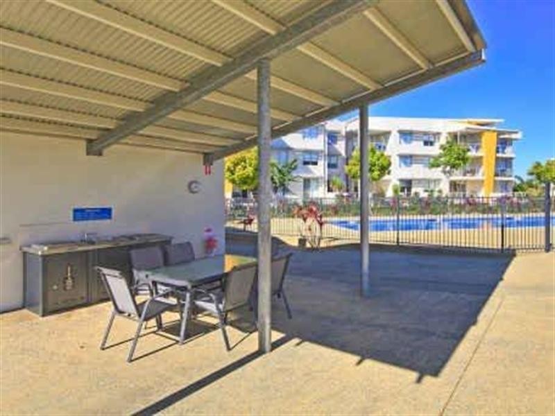 121/66 Sickle Avenue, Hope Island QLD 4212