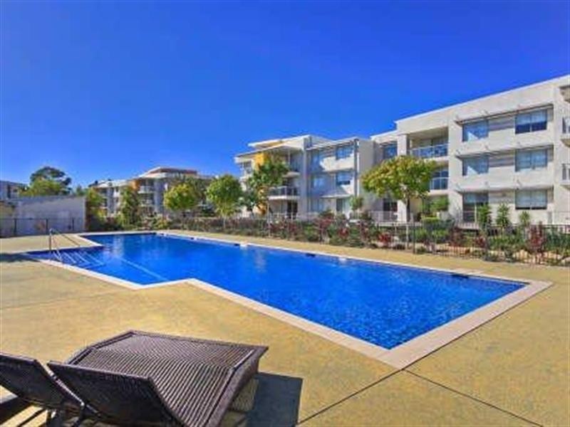 121/66 Sickle Avenue, Hope Island QLD 4212