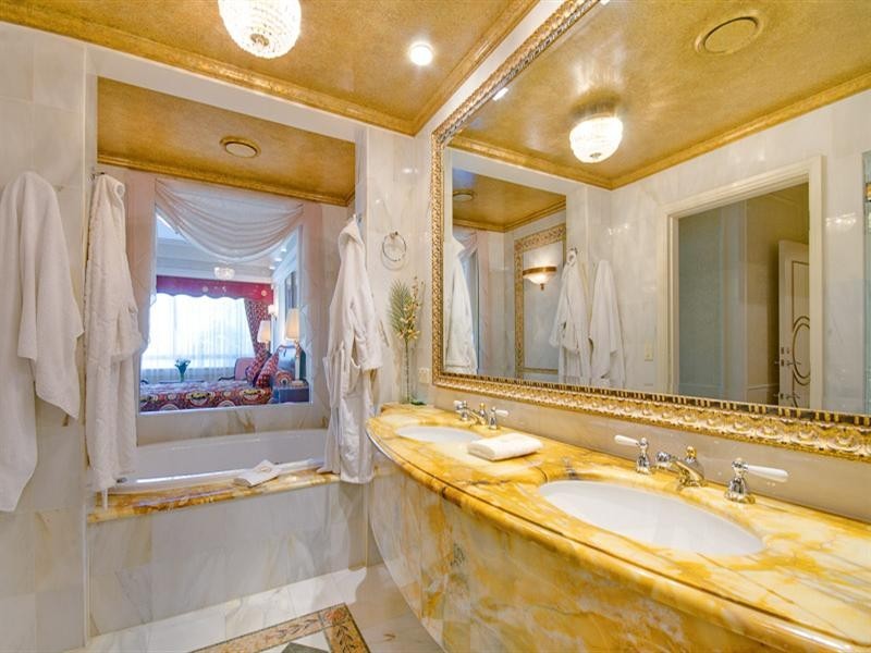 60 ‘Palazzo Versace’, 94 Seaworld Drive, Main Beach QLD 4217