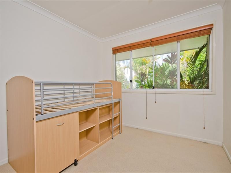 162 Monaco Street, Broadbeach Waters QLD 4218