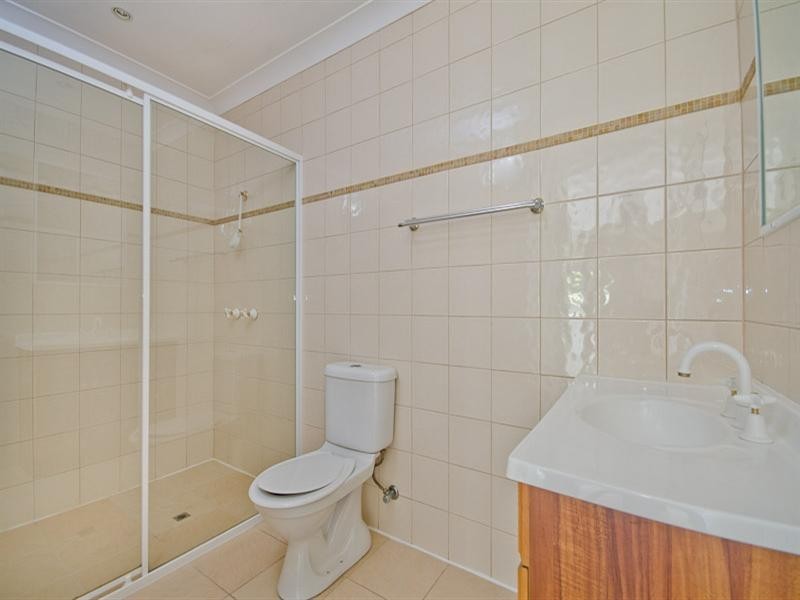 162 Monaco Street, Broadbeach Waters QLD 4218