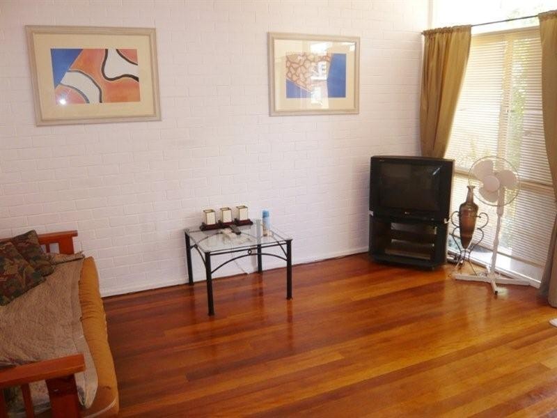 7/17 Stanhill Drive, Chevron Island QLD 4217