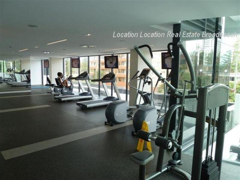 3401 Oracle Boulevard, Broadbeach QLD 4218