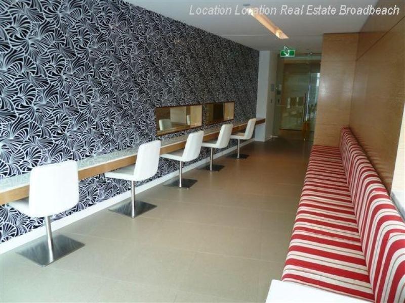 3401 Oracle Boulevard, Broadbeach QLD 4218