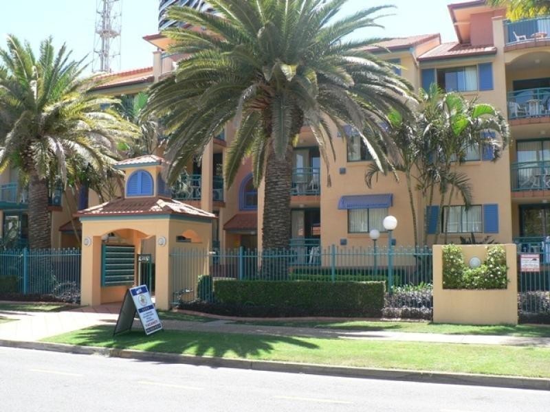 39/11-17 Philip Avenue, Broadbeach QLD 4218