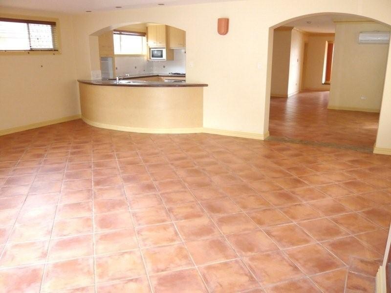 24 Alfred Street, Mermaid Beach QLD 4218