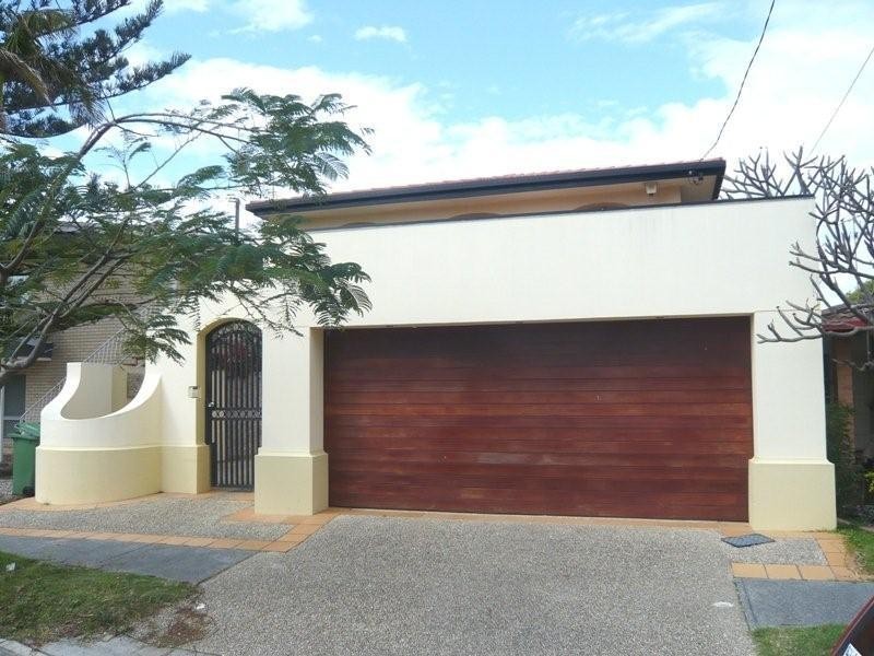 24 Alfred Street, Mermaid Beach QLD 4218