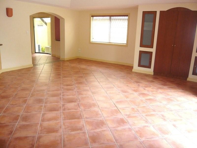 24 Alfred Street, Mermaid Beach QLD 4218