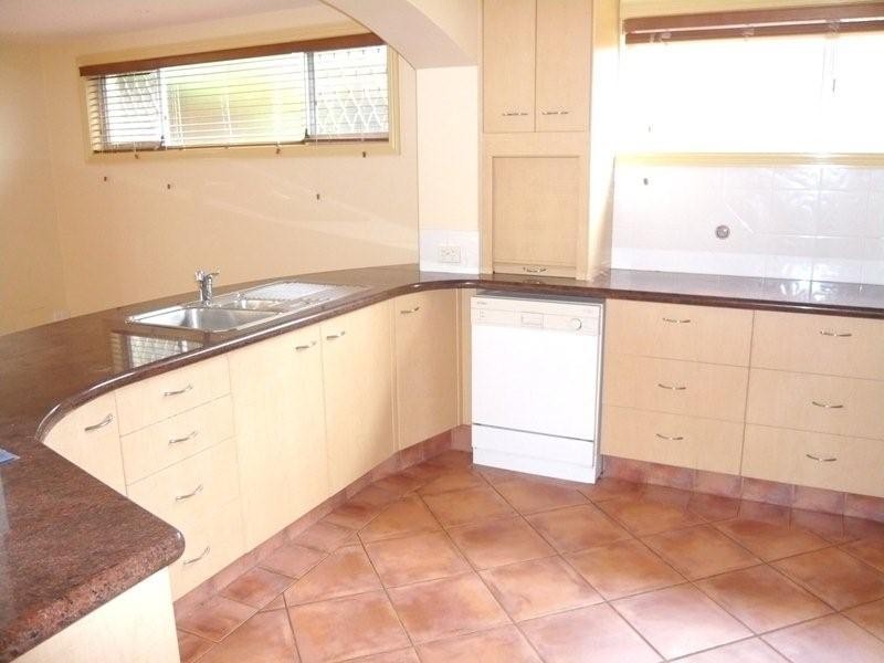 24 Alfred Street, Mermaid Beach QLD 4218