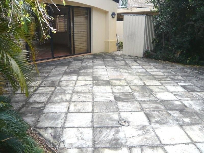 24 Alfred Street, Mermaid Beach QLD 4218