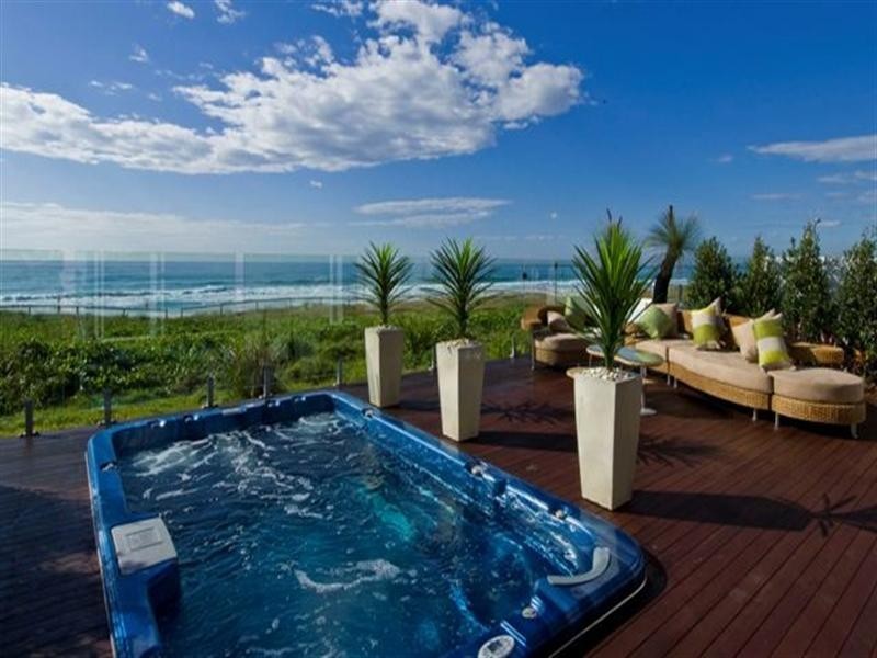 167 Hedges Avenue, Mermaid Beach QLD 4218