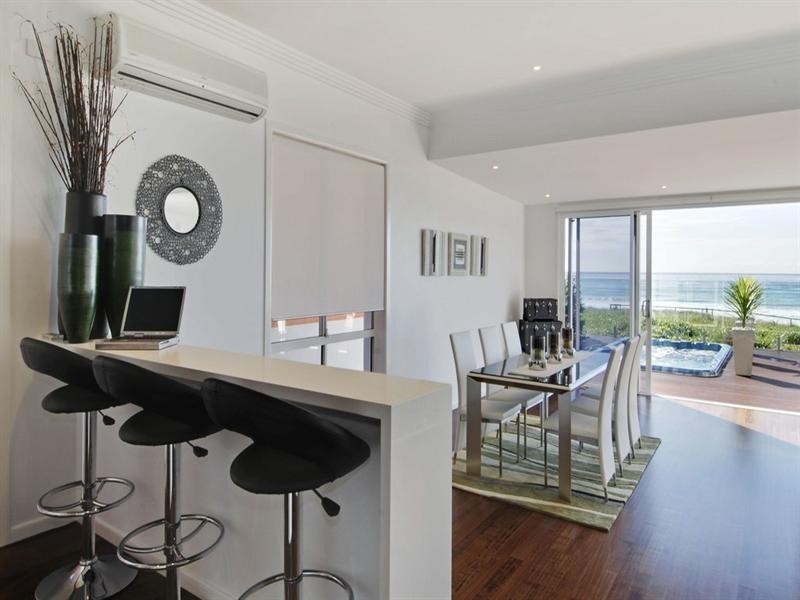 167 Hedges Avenue, Mermaid Beach QLD 4218