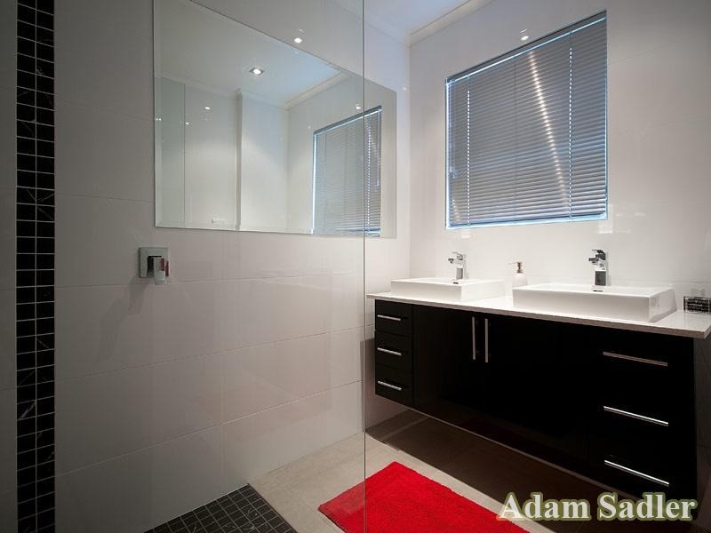 6 ‘Kona Court’, 23 Australia Avenue, Broadbeach QLD 4218