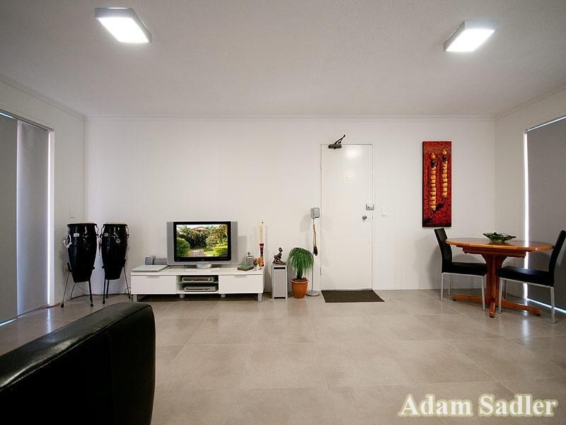 6 ‘Kona Court’, 23 Australia Avenue, Broadbeach QLD 4218