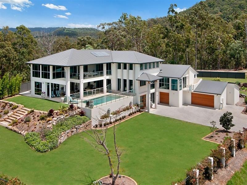 219 Crane Crescent, Nerang QLD 4211