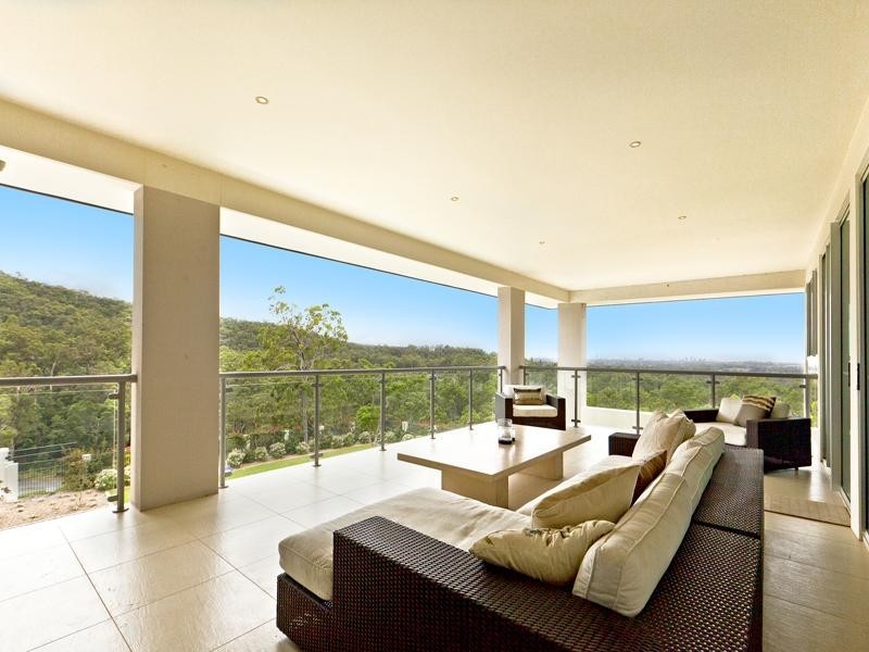 219 Crane Crescent, Nerang QLD 4211