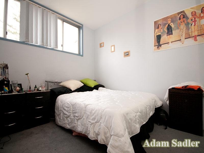 1 ‘Athena’, 21 First Avenue, Broadbeach QLD 4218