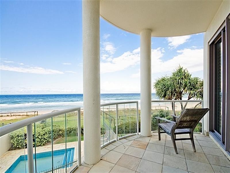 Beach House 3 ‘La Sabbia’. 74 Old Burleigh Road, Surfers Paradise QLD 4217