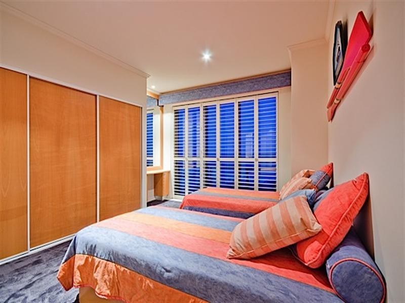 Beach House 3 ‘La Sabbia’. 74 Old Burleigh Road, Surfers Paradise QLD 4217