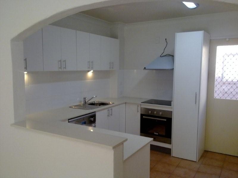 3/9 Christina Court, Mermaid Waters QLD 4218