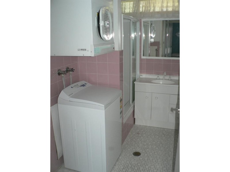 8/8-10 Monaco Street, Surfers Paradise QLD 4217