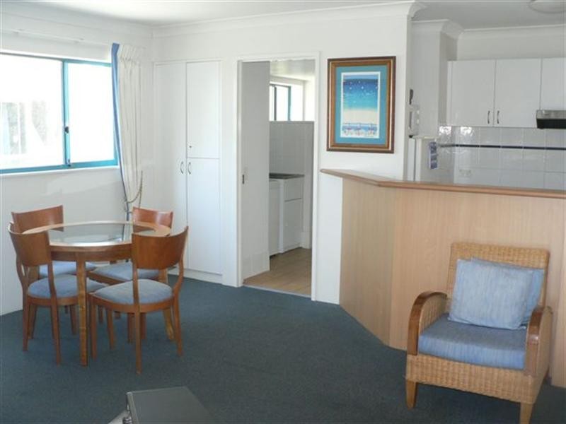 15/6 ANTIGUA Queensland Avenue, Broadbeach Waters QLD 4218