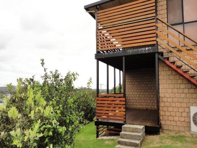 77 Paddington Drive, Carrara QLD 4211