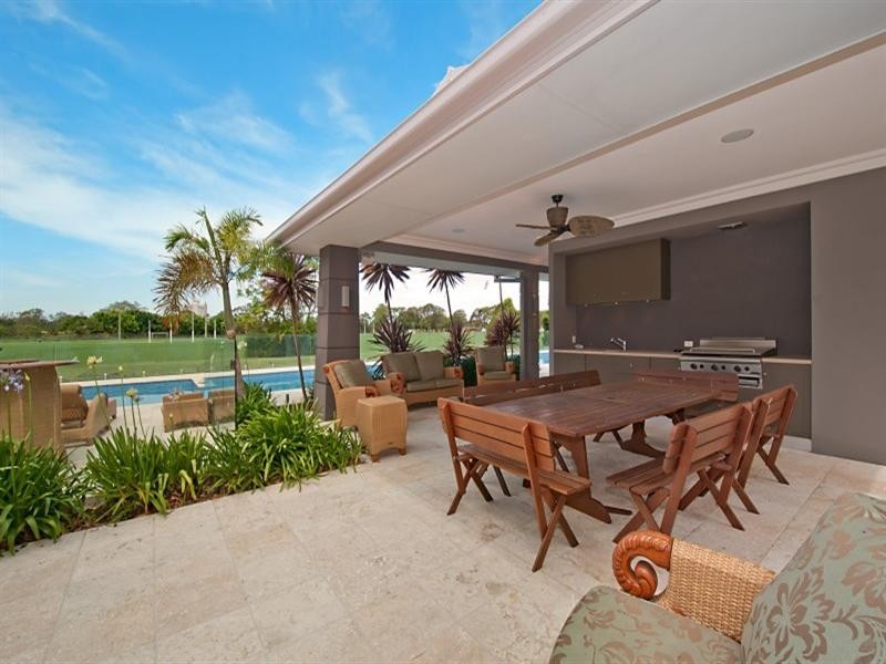 23 Maryland Avenue, Carrara QLD 4211