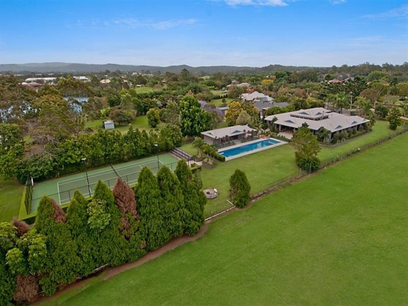 23 Maryland Avenue, Carrara QLD 4211