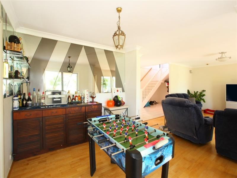 103 Cabana Boulevard, Benowa QLD 4217