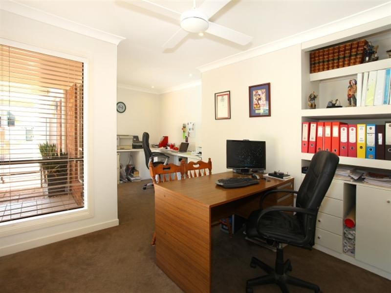 103 Cabana Boulevard, Benowa QLD 4217