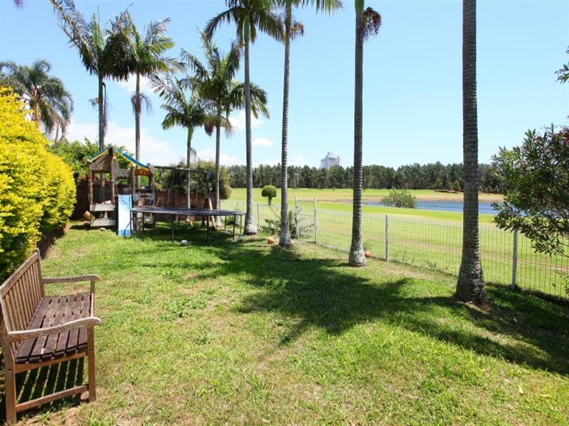 103 Cabana Boulevard, Benowa QLD 4217