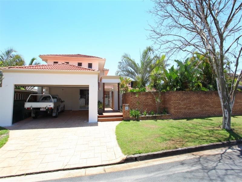 103 Cabana Boulevard, Benowa QLD 4217