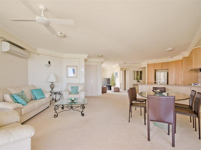 38 ‘Oceana’ 100 Old Burleigh Road, Broadbeach QLD 4218