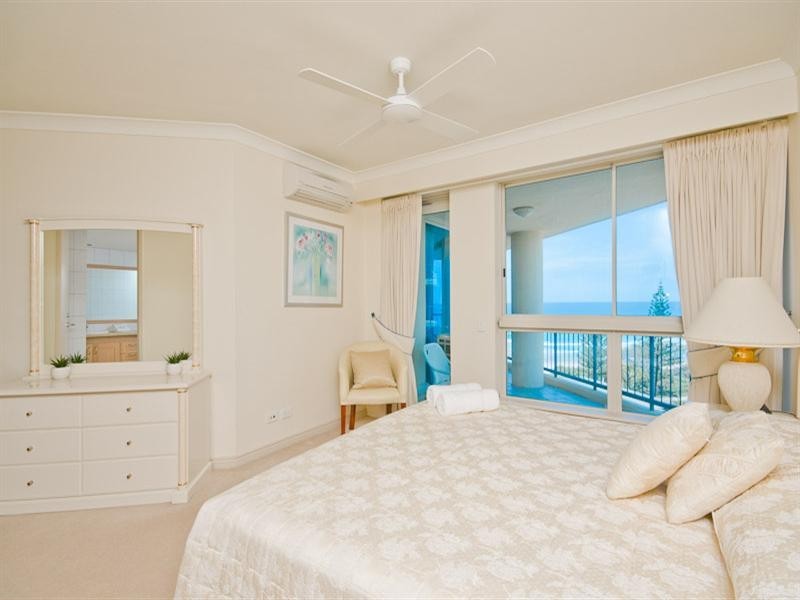 38 ‘Oceana’ 100 Old Burleigh Road, Broadbeach QLD 4218