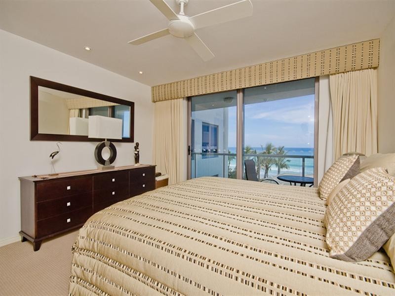 5C ‘La Sabbia’. 74 Old Burleigh Road, Surfers Paradise QLD 4217