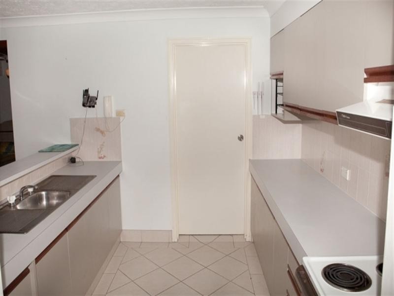 9 ‘Lorien’ 5 Australia Avenue, Broadbeach QLD 4218