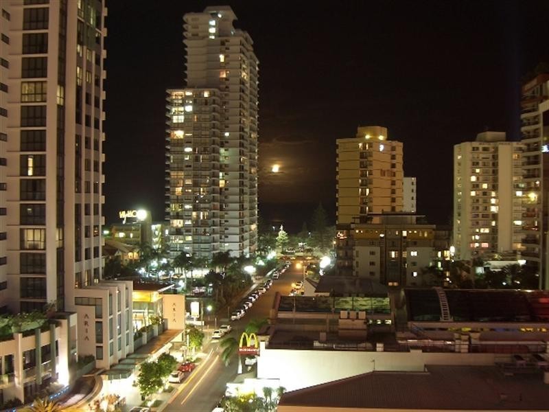 175 Rio Vista Boulevard, Broadbeach Waters QLD 4218