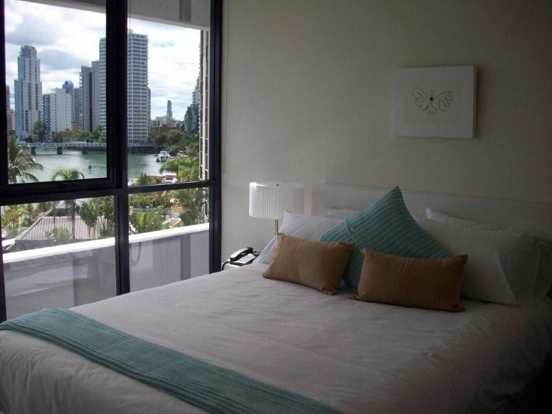 503/4 Avalon Wahroonga Street, Surfers Paradise QLD 4217