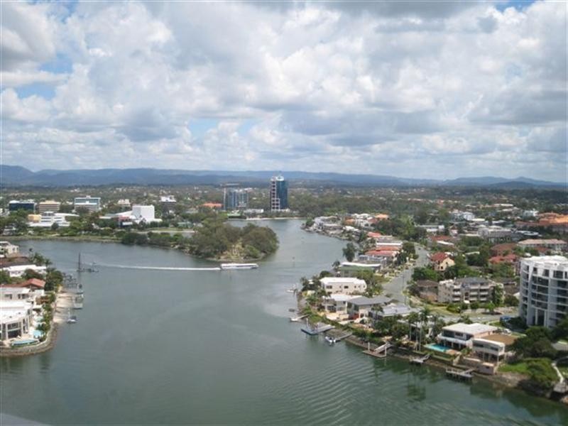 1901/4 Avalon Wahroonga Street, Surfers Paradise QLD 4217