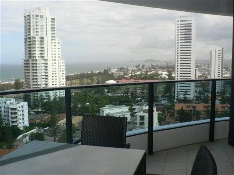 21507 Charles Avenue, Broadbeach Waters QLD 4218