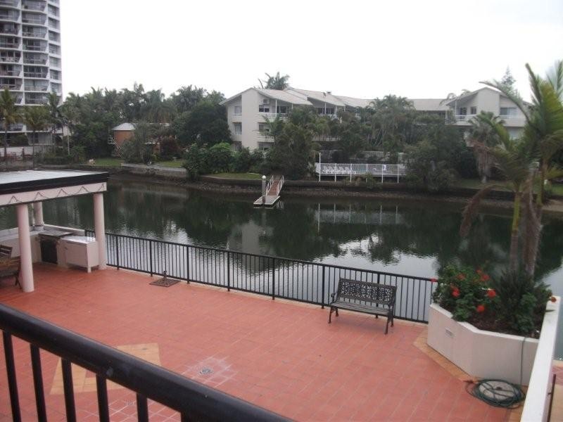 7/12 Paradise Island, Surfers Paradise QLD 4217