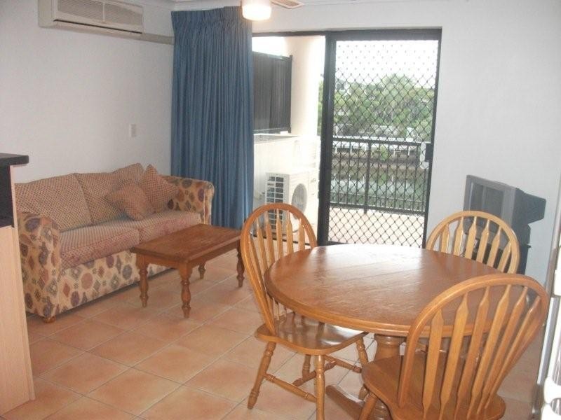 7/12 Paradise Island, Surfers Paradise QLD 4217