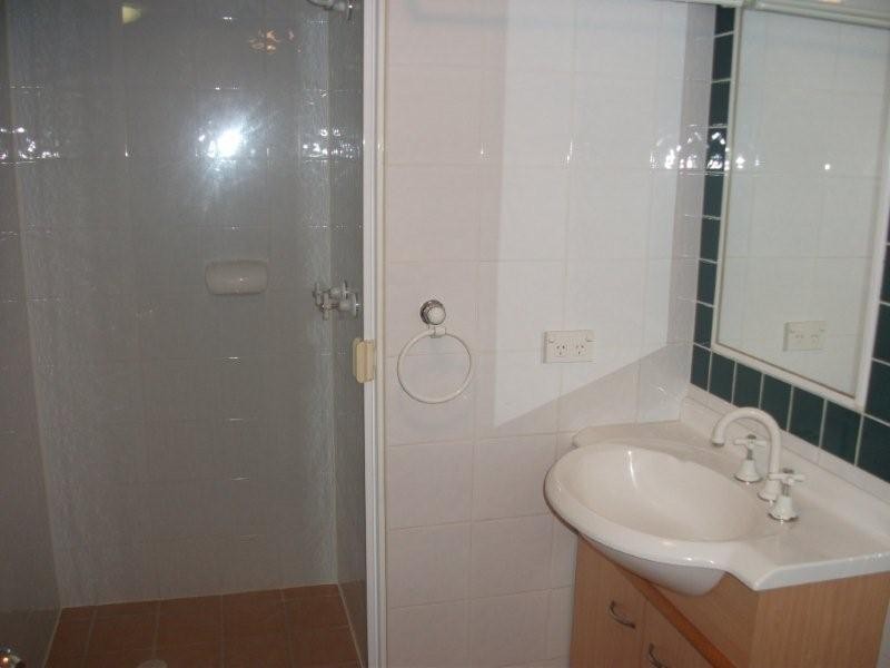 7/12 Paradise Island, Surfers Paradise QLD 4217