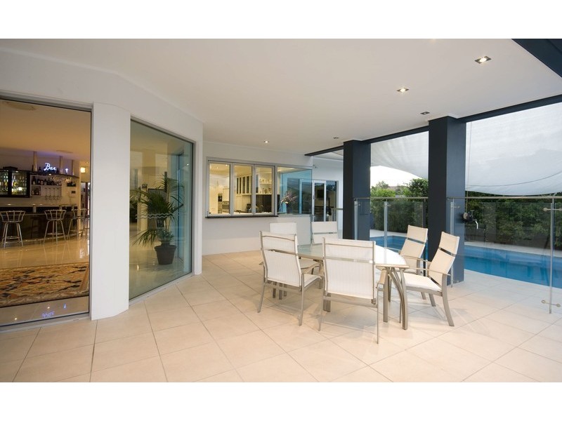 65 Commodore Drive, Main Beach QLD 4217