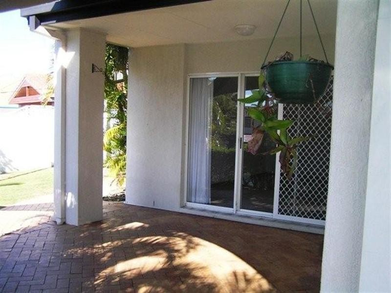 140 Sundance Way, Runaway Bay QLD 4216