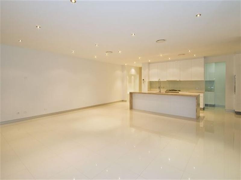 8006A Vista Drive, Benowa QLD 4217